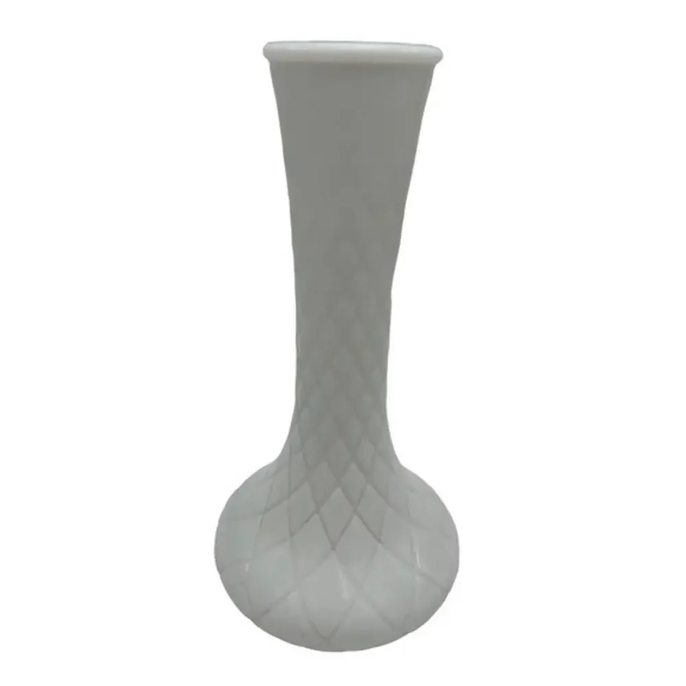 Vintage Hoosier Glass Milk‎ Glass Quilted Diamond Pattern Flower Bud Vase